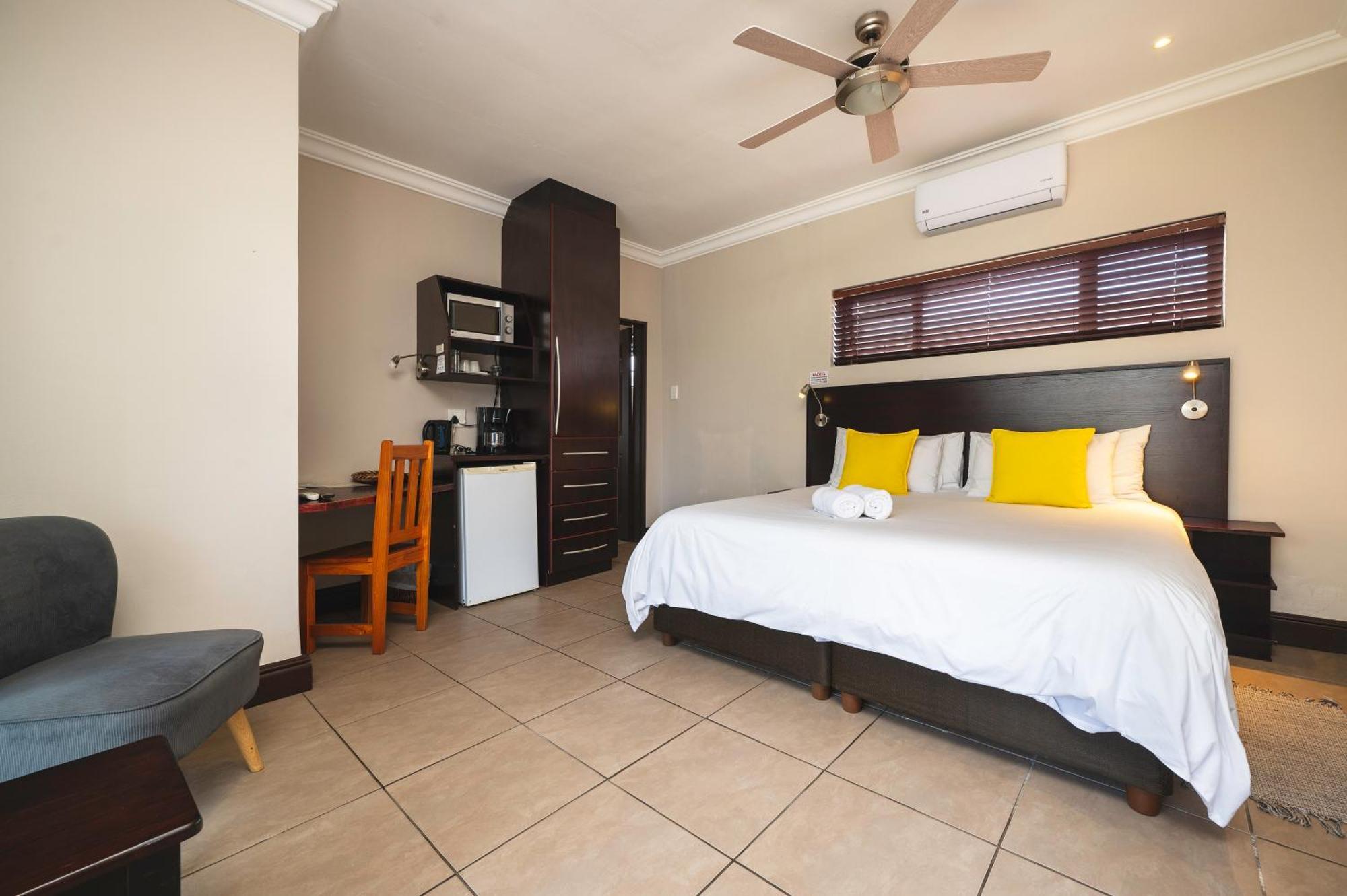 Africa Beach B&B Port Elizabeth Dış mekan fotoğraf
